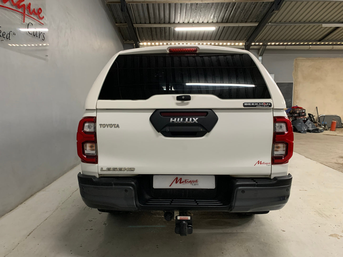 Toyota Hilux 2.8 GD-6 RB Legend Pickup Double-Cab