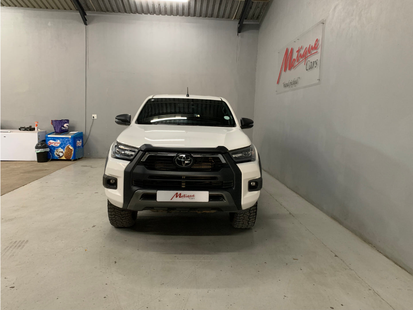 Toyota Hilux 2.8 GD-6 RB Legend Pickup Double-Cab