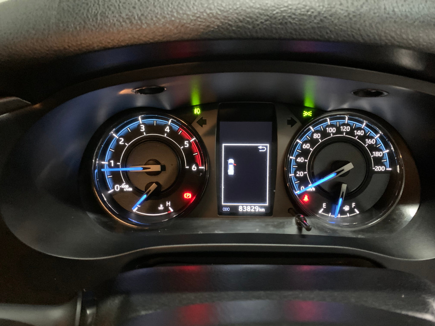 Toyota Hilux 2.8 GD-6 RB Legend Pickup Double-Cab