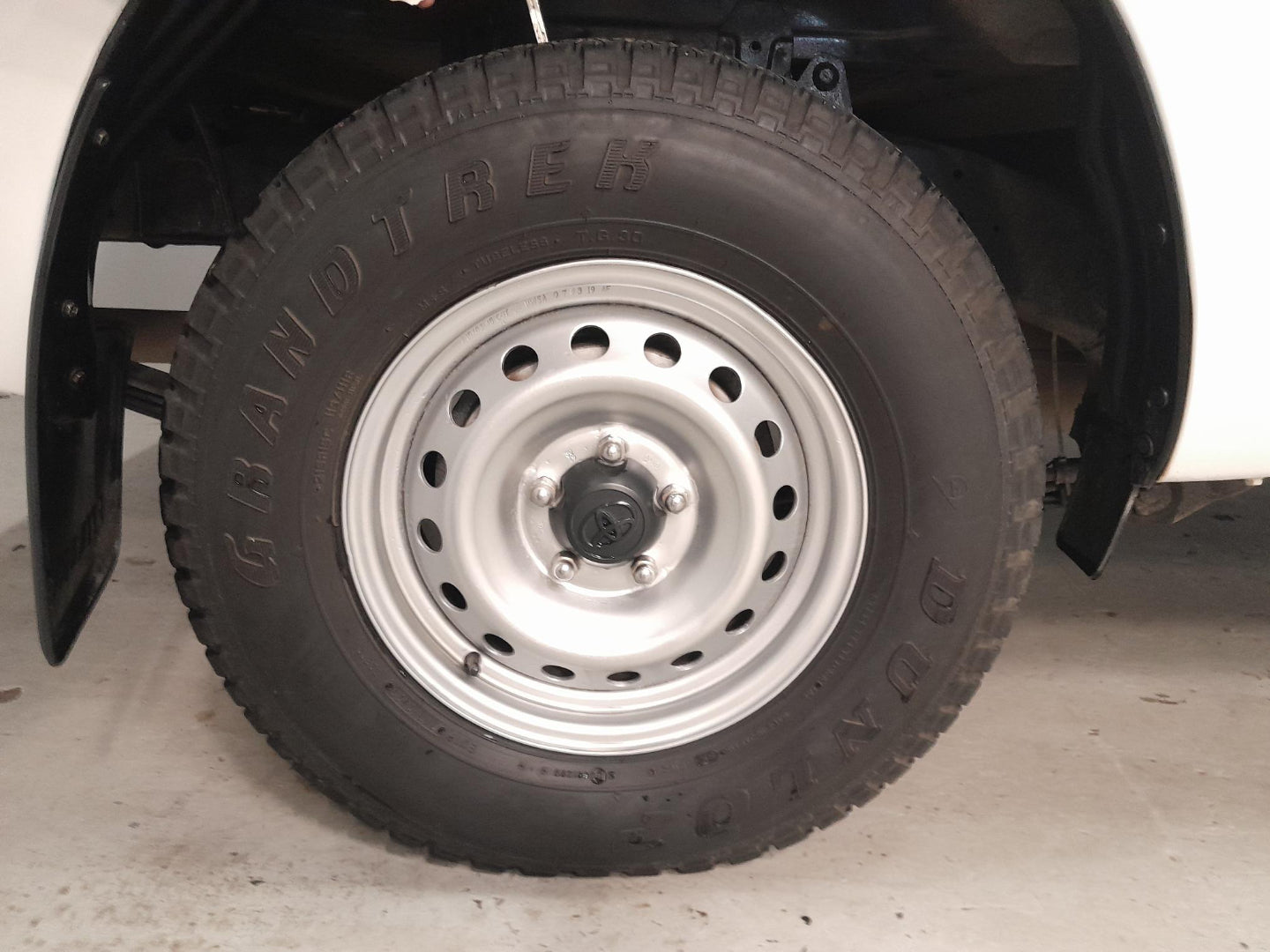 Toyota Hilux 2.4GD A/C P/U Single Cab
