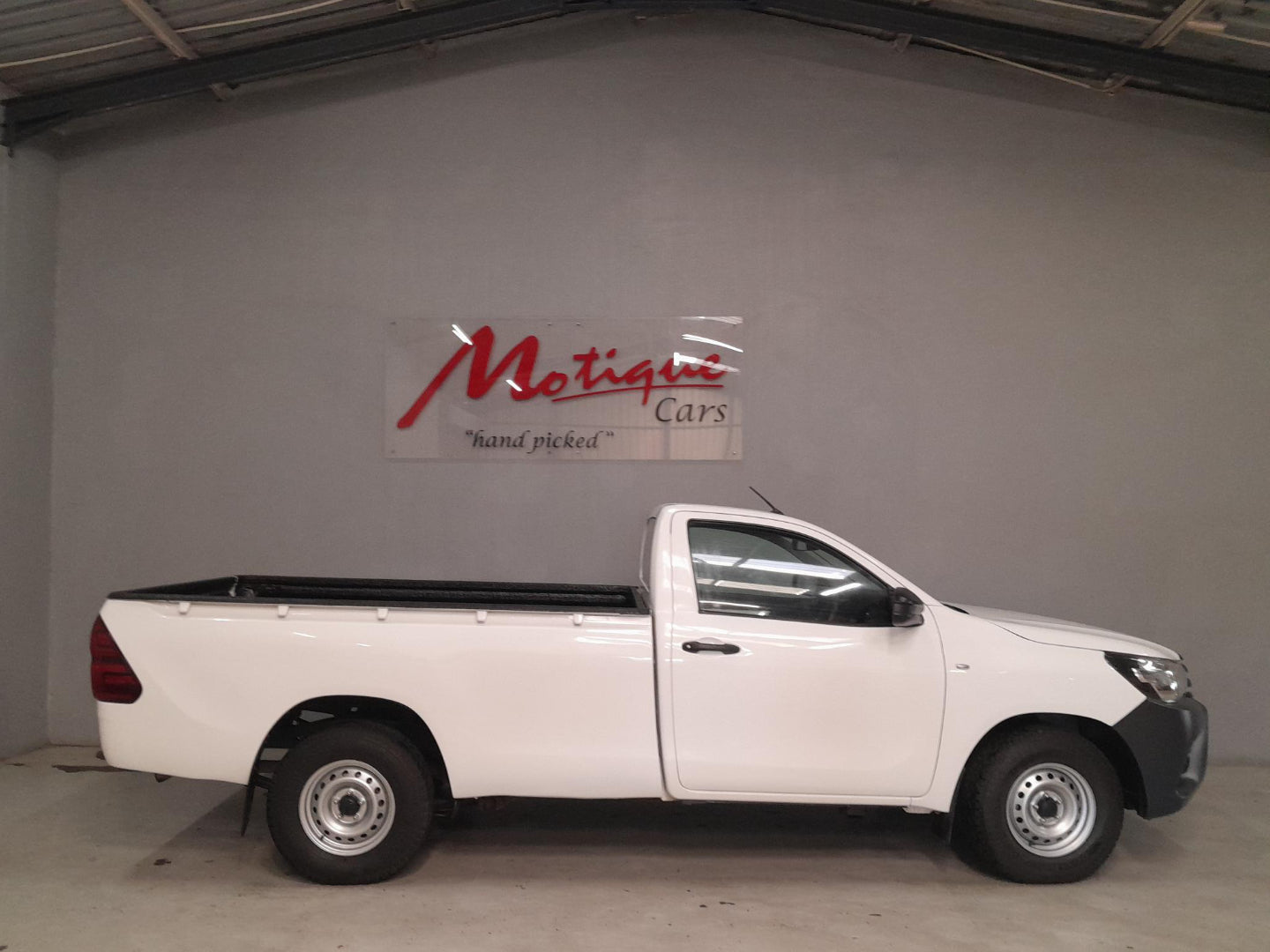 Toyota Hilux 2.4GD A/C P/U Single Cab