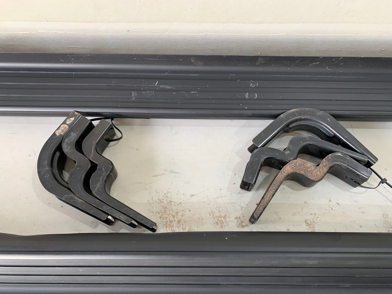 Isuzu KB Side Steps with Brackets