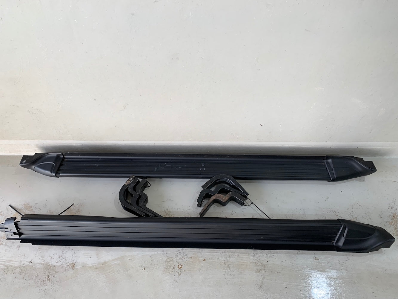 Isuzu KB Side Steps with Brackets