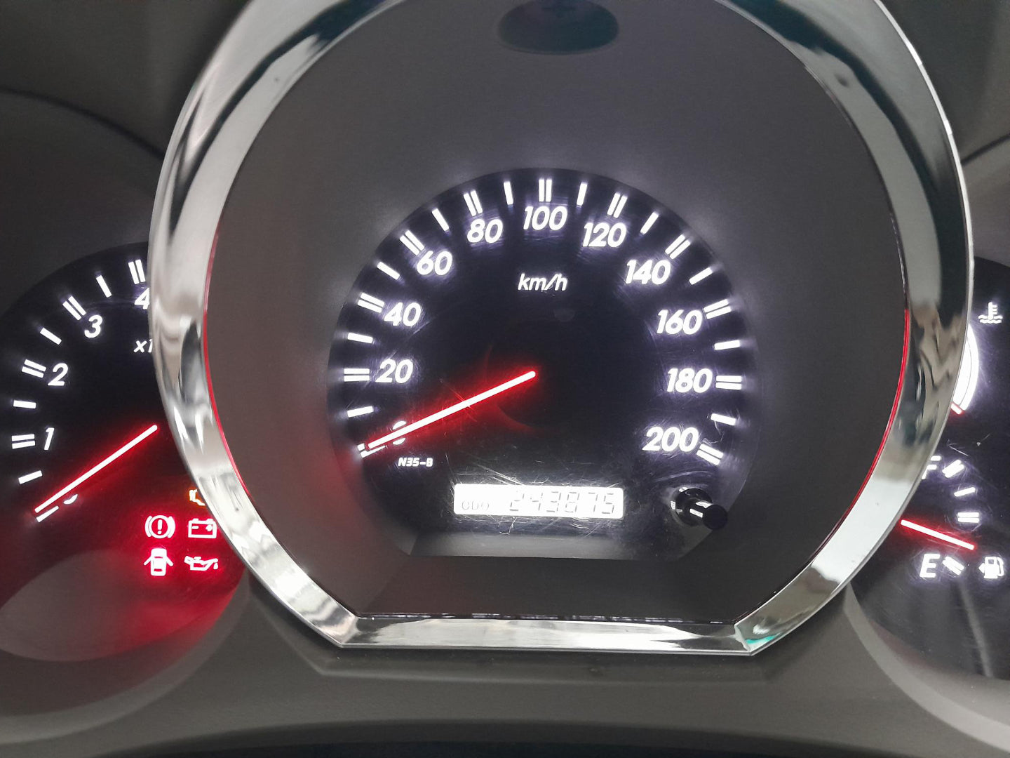 Toyota Fortuner 3.0D-4D Raised Body