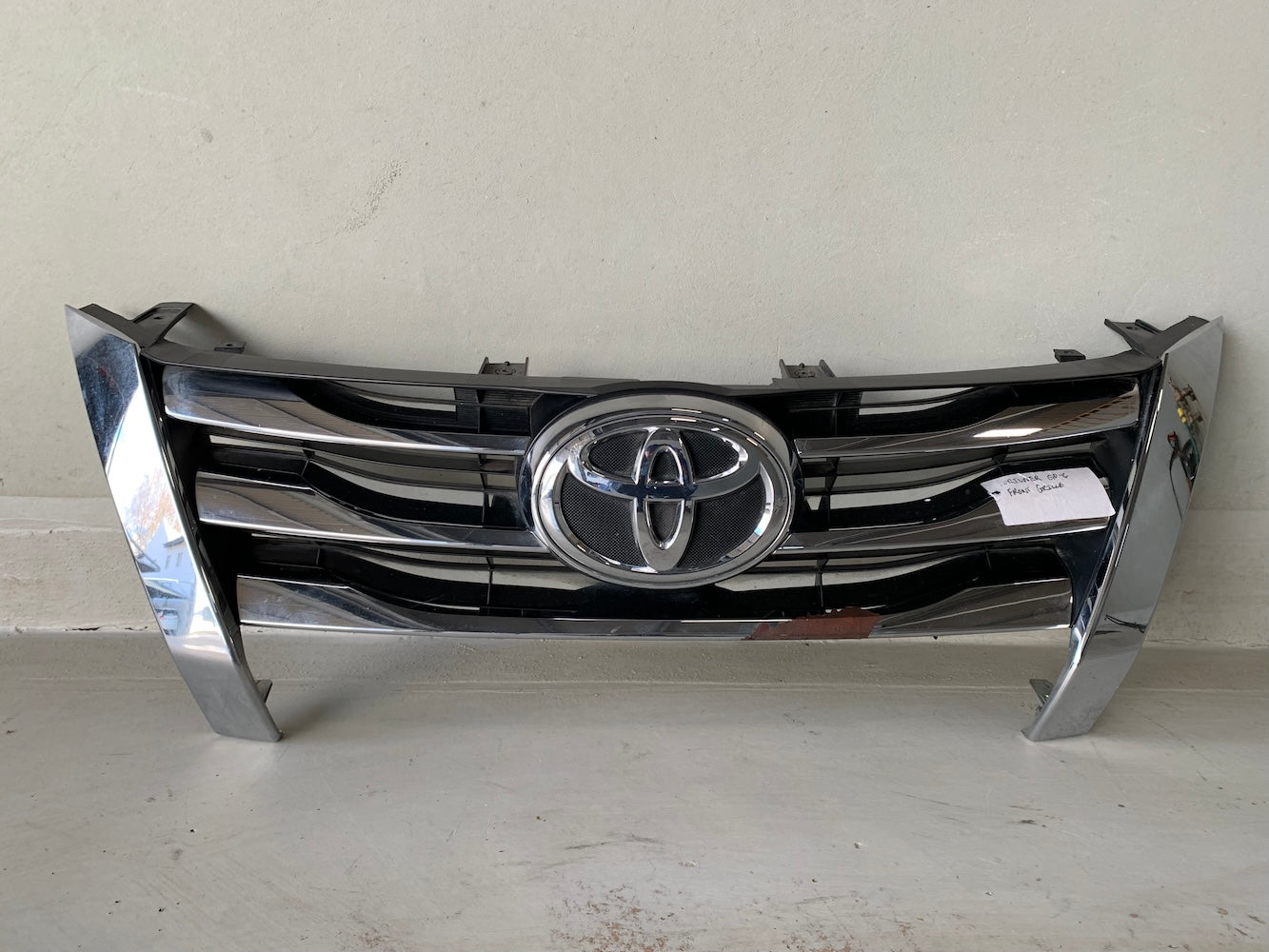 Toyota Fortuner GD6 Front Chrome Grille