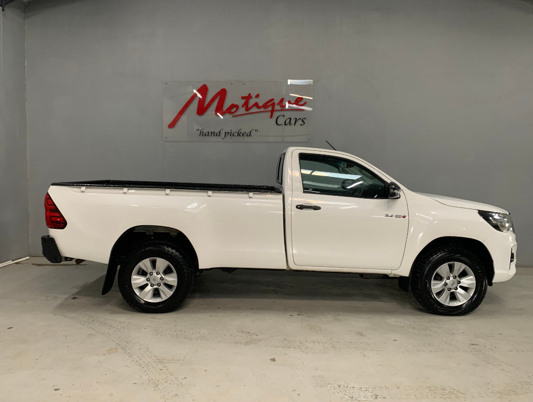 Toyota Hilux 2.4GD-6 SRX 4X4 P/U S/C