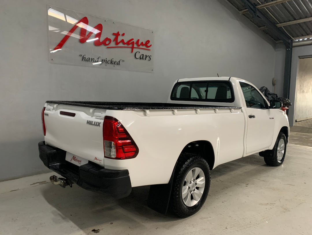 Toyota Hilux 2.4GD-6 SRX 4X4 P/U S/C