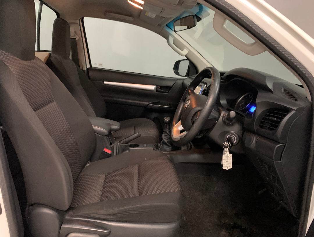 Toyota Hilux 2.4GD-6 SRX 4X4 P/U S/C