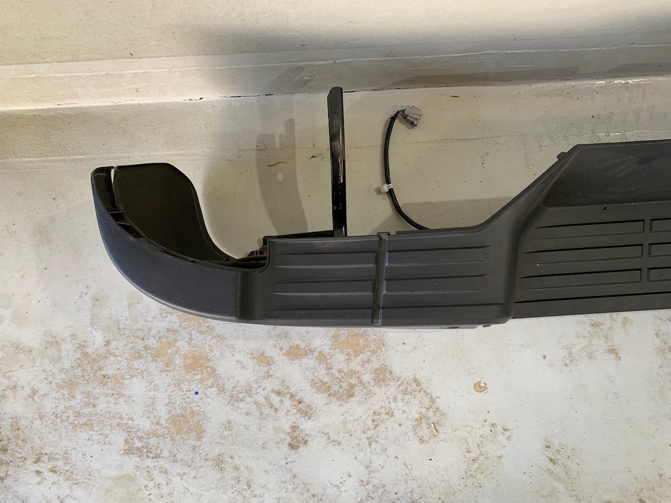 New 2016 Toyota Hilux Rear Bumper Step with PDC Sensor