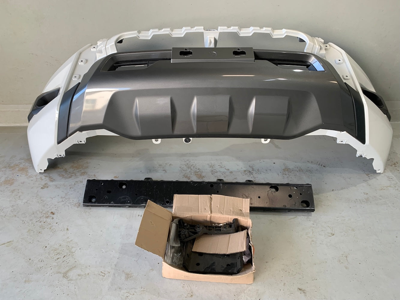 New Toyota Hilux GD6 Legend Front Bumper with Fog Lamps