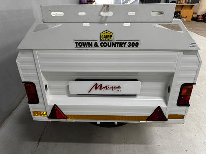 Camp Master Town & Country 300 Trailer