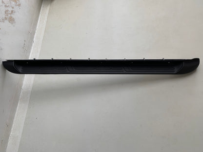 Hilux GD6 Double Cab Left-Hand-Side Side Step