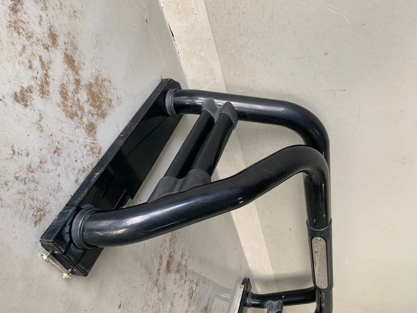 Hilux GD6 Legend Xtra-Cab Rollbar with Brackets