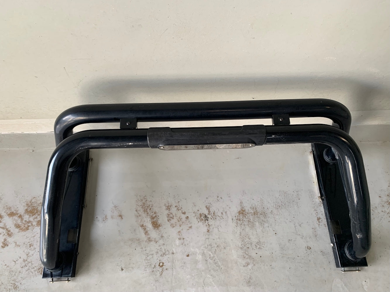 Hilux GD6 Legend Xtra-Cab Rollbar with Brackets