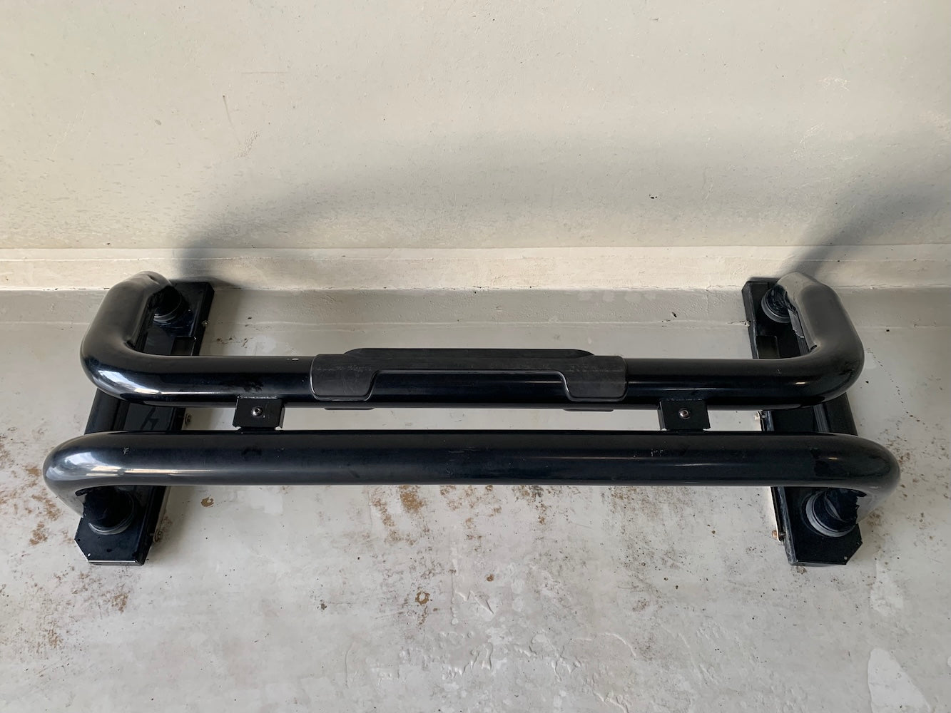 Hilux GD6 Legend Xtra-Cab Rollbar with Brackets