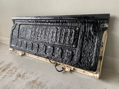 Toyota Hilux GD6 Tailgate