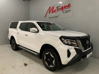 Navara 2.5DDTI PLUS 4X4 LE/LE DC PU