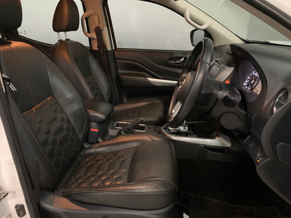 Navara 2.5DDTI PLUS 4X4 LE/LE DC PU