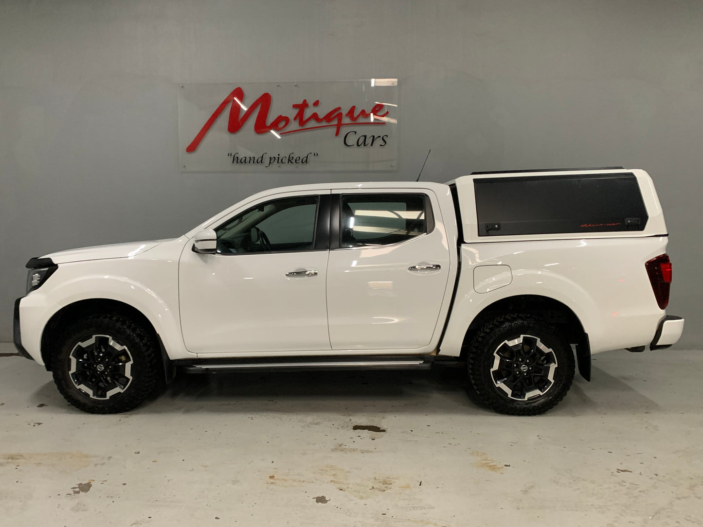 Navara 2.5DDTI PLUS 4X4 LE/LE DC PU