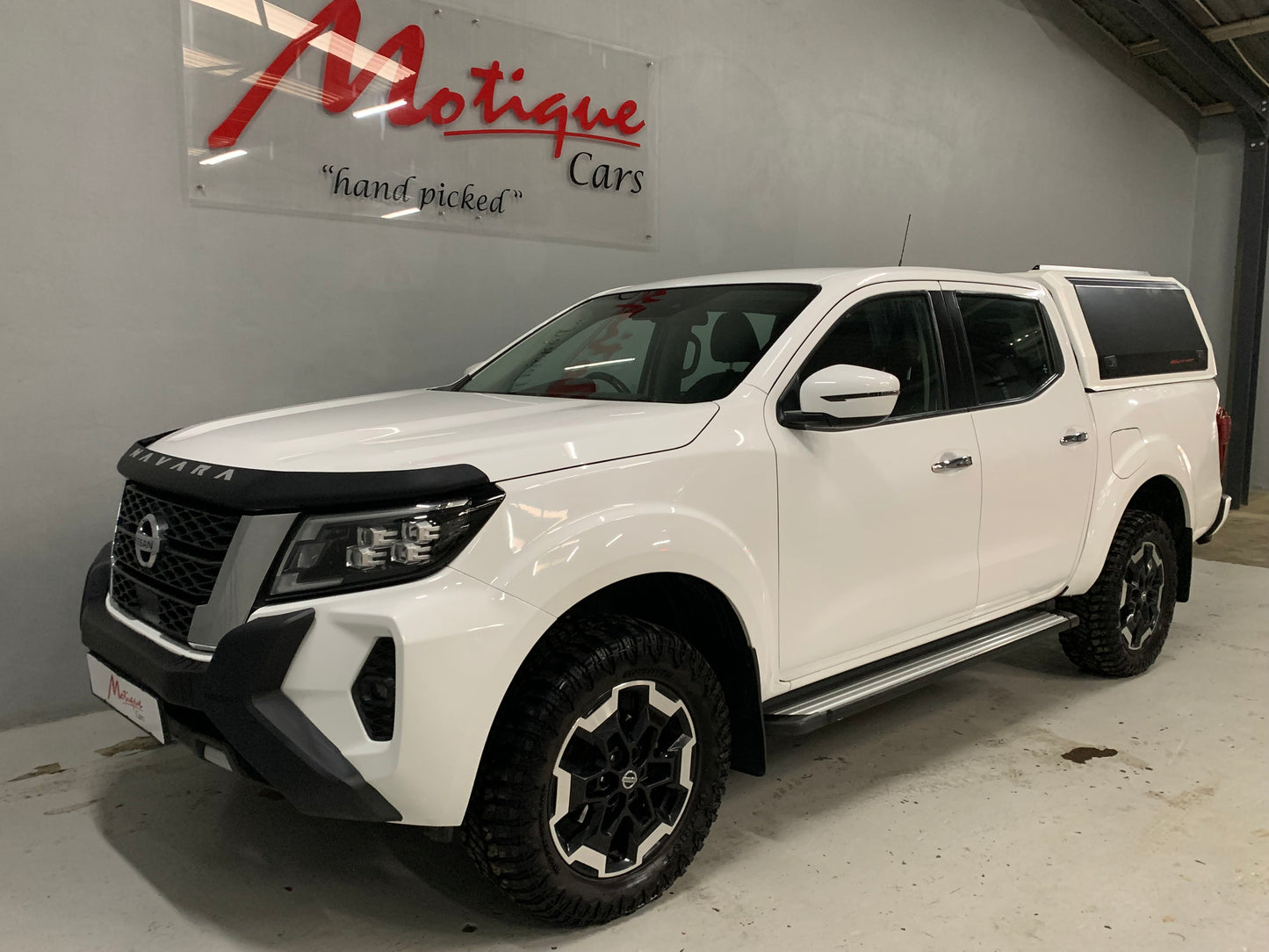Navara 2.5DDTI PLUS 4X4 LE/LE DC PU
