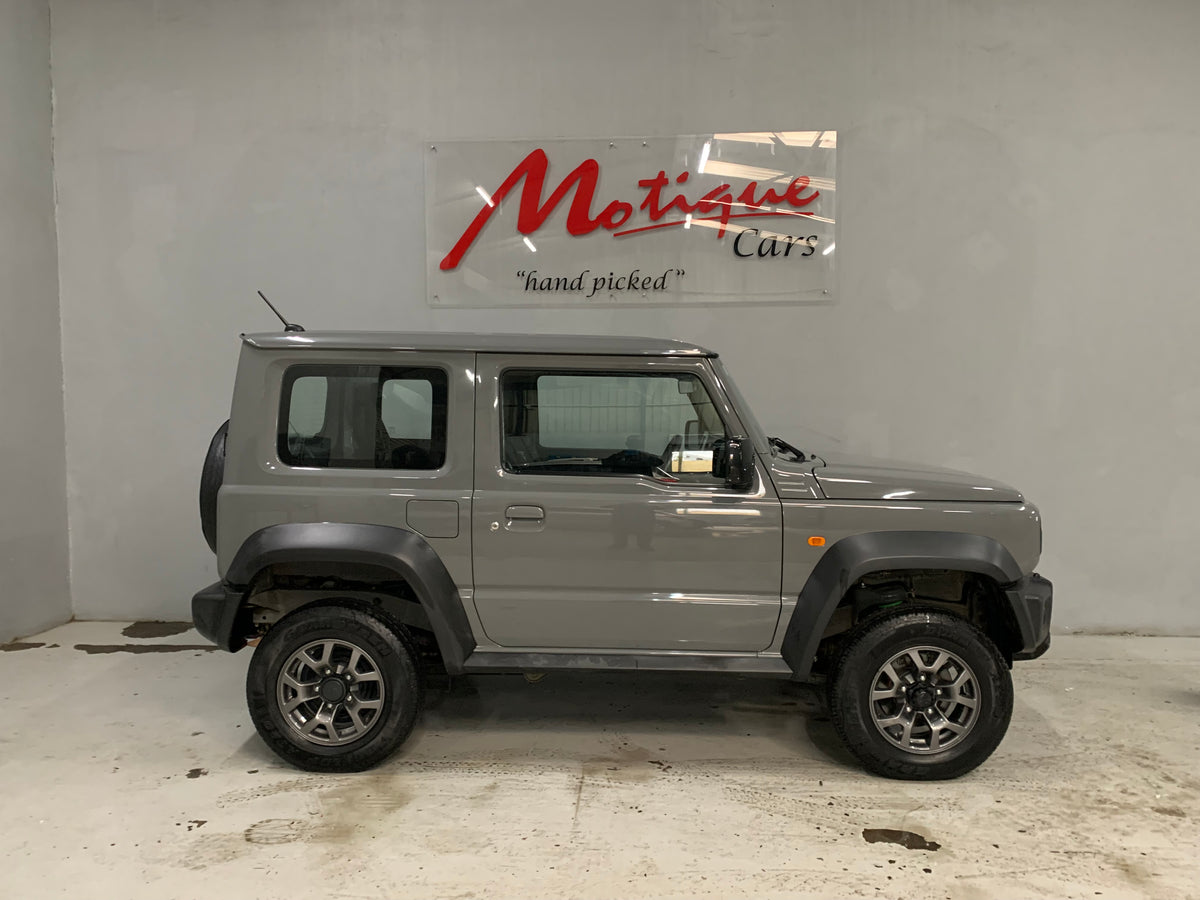 Suzuki Jimny 1.5 GLX AT