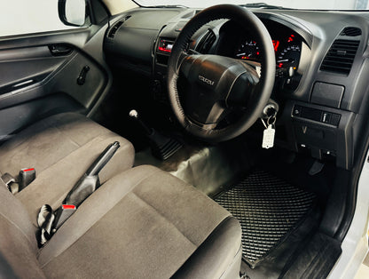Isuzu D-Max 250c HO Fleetside Single Cab with Canopy
