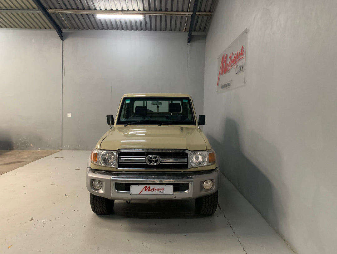 Toyota Land Cruiser 79 4.0 V6 Single Cab