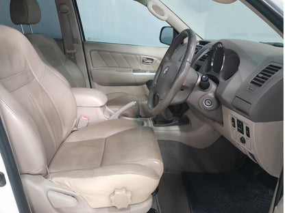 Toyota Fortuner 3.0D-4D Raised Body