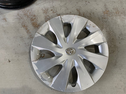 Toyota Corolla or Yaris Rims with Wheel Caps